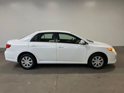 White 2011 Toyota Corolla LE