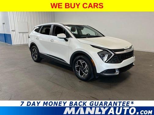 Snow White Pearl 2024 Kia Sportage LX