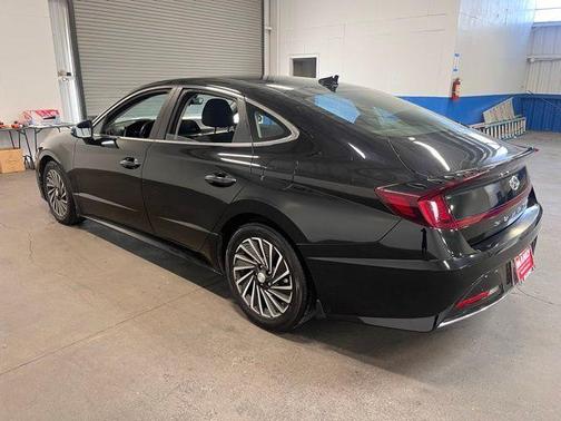 2022 Hyundai SONATA Hybrid SEL