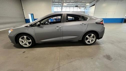 2018 Chevrolet Volt LT