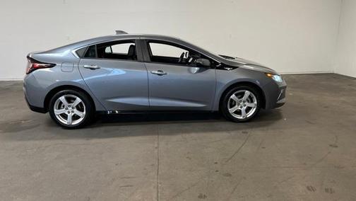 2018 Chevrolet Volt LT