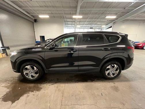 Black 2023 Hyundai SANTA FE SE