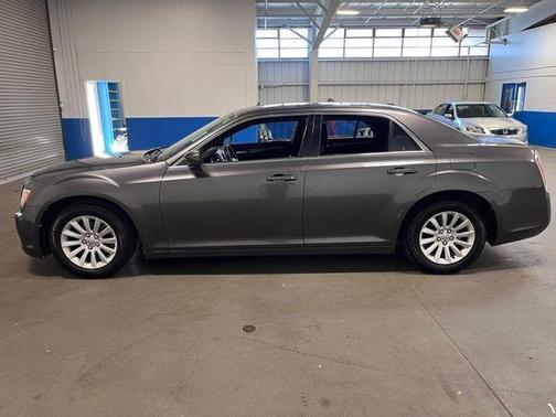 2014 Chrysler 300 Base