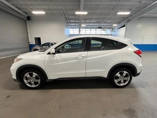 2017 Honda HR-V LX