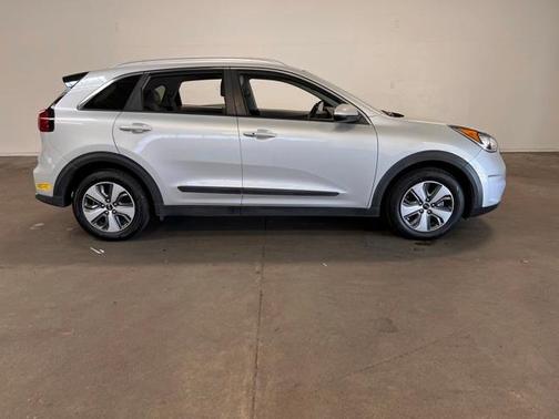 2019 Kia Niro Plug-In Hybrid LX