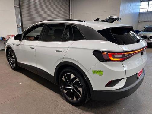 Glacier White 2022 Volkswagen ID.4 Pro S
