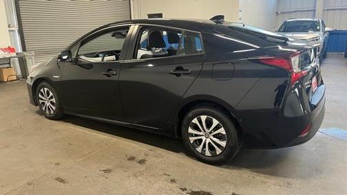 2021 Toyota Prius LE