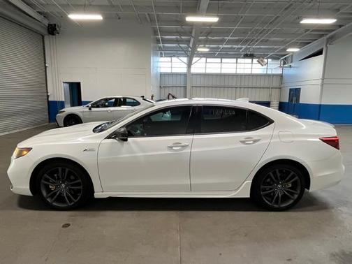 2019 Acura TLX V6 Technology & A-Spec