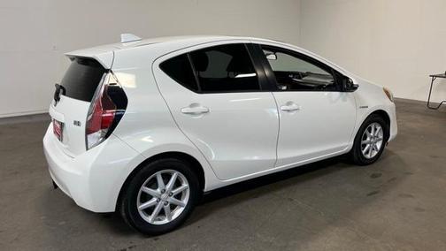 2016 Toyota Prius c Four
