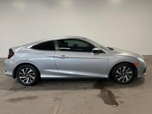 2016 Honda Civic LX-P