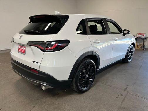 White 2025 Honda HR-V Sport