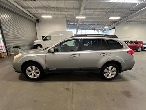 2011 Subaru Outback 3.6R Limited