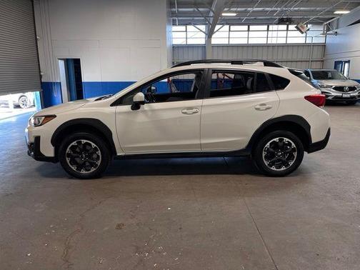 Crystal White Pearl 2023 Subaru Crosstrek Premium