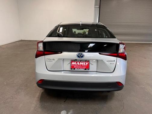 2019 Toyota Prius XLE