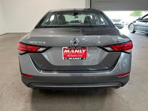 Gun Metallic 2022 Nissan Sentra SV