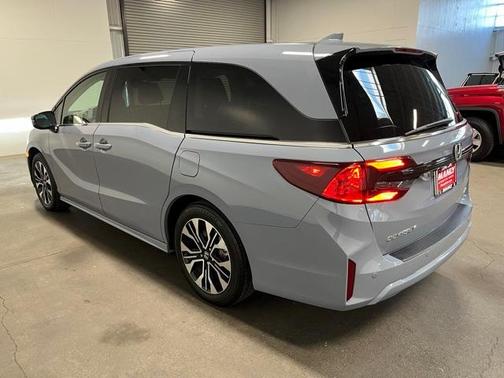 2025 Honda Odyssey Elite