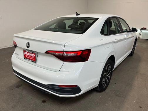 Pure White 2024 Volkswagen Jetta 1.5T S