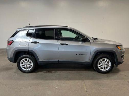 Silver 2018 Jeep Compass Sport