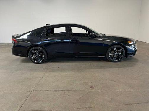 Black 2024 Honda Accord Hybrid Sport-L