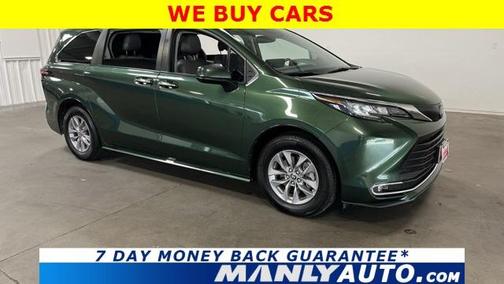 2022 Toyota Sienna XLE