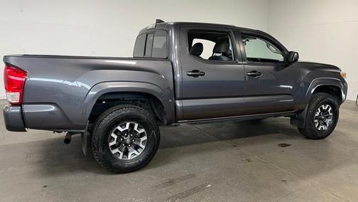 2017 Toyota Tacoma SR