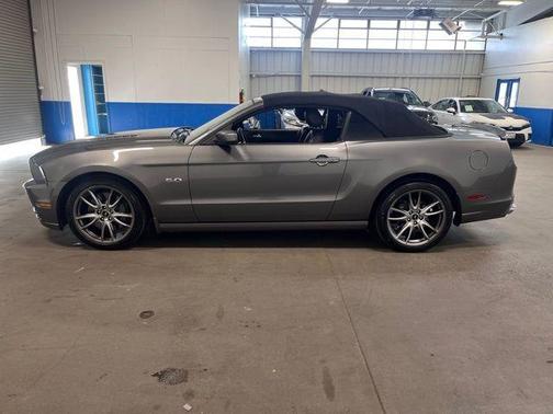 2013 Ford Mustang GT Premium