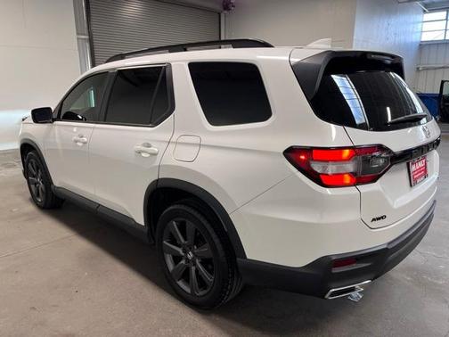 2025 Honda Pilot Sport