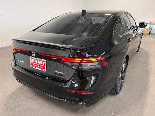 2023 Honda Accord Hybrid Sport-L