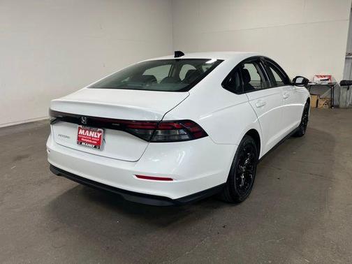 White 2025 Honda Accord SE