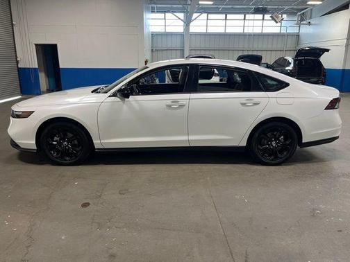 White 2025 Honda Accord SE