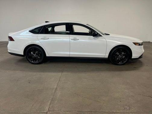 White 2025 Honda Accord SE