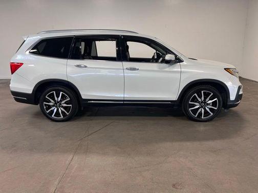 White 2020 Honda Pilot Touring 8-Passenger
