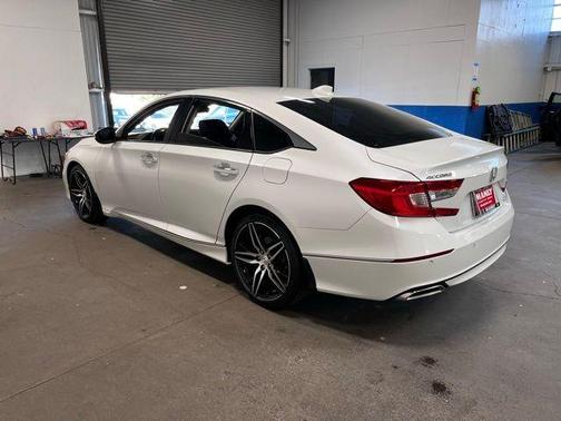 White 2021 Honda Accord Touring 2.0T