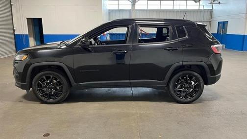2022 Jeep Compass Altitude