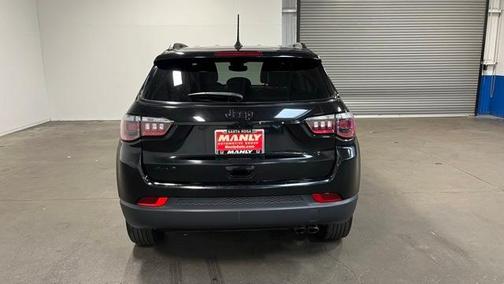 2022 Jeep Compass Altitude