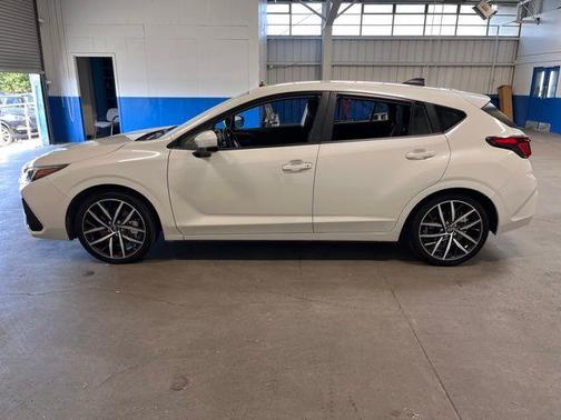 Crystal White Pearl 2025 Subaru Impreza Sport