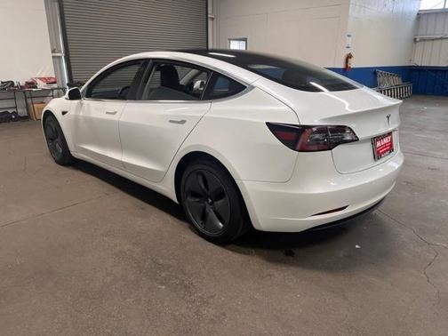 2020 Tesla Model 3 Standard Range Plus