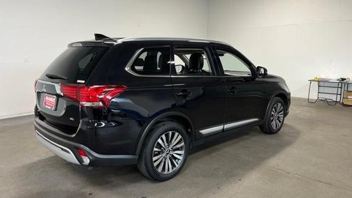 2020 Mitsubishi Outlander SEL