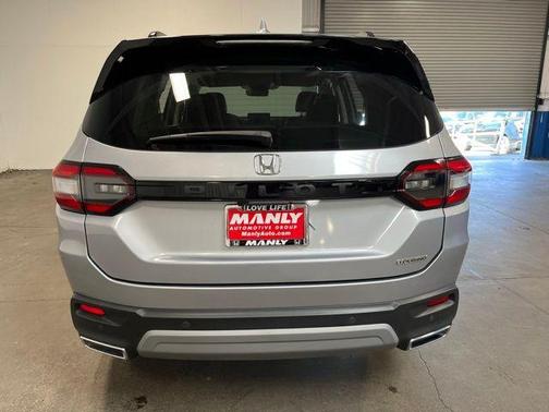 Silver 2023 Honda Pilot Touring