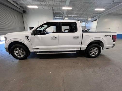 Oxford White 2024 Ford F-150 XLT
