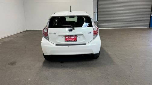 2014 Toyota Prius c Four
