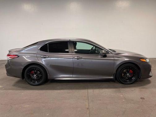 2020 Toyota Camry SE Nightshade