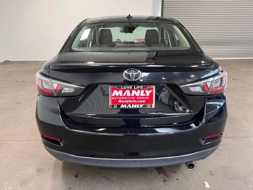 2019 Toyota Yaris Sedan LE