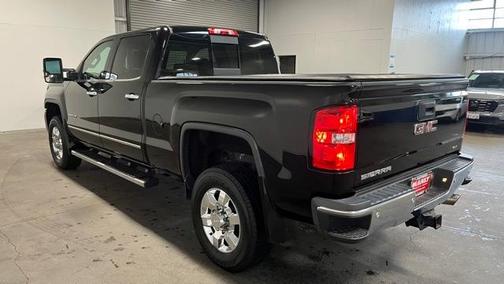 2017 GMC Sierra 2500 SLT
