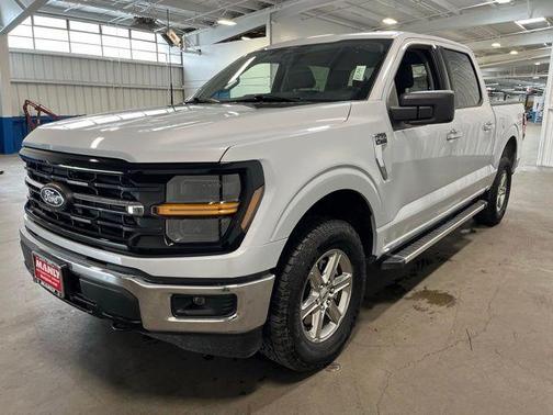 Oxford White 2025 Ford F-150 XLT