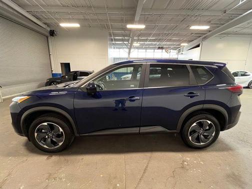 Deep Ocean Blue 2025 Nissan Rogue SV