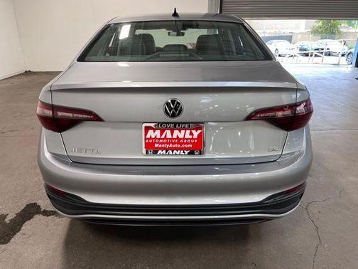 Pyrite Silver Metallic 2024 Volkswagen Jetta 1.5T SE