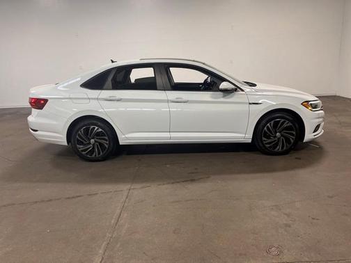2019 Volkswagen Jetta 1.4T SEL Premium