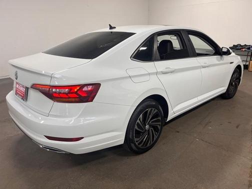 2019 Volkswagen Jetta 1.4T SEL Premium