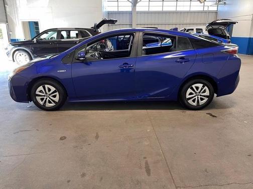 2017 Toyota Prius Three